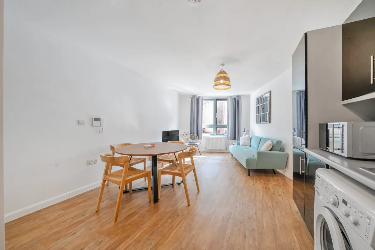 Carnegie House, Hammersmith, W6, photo 9
