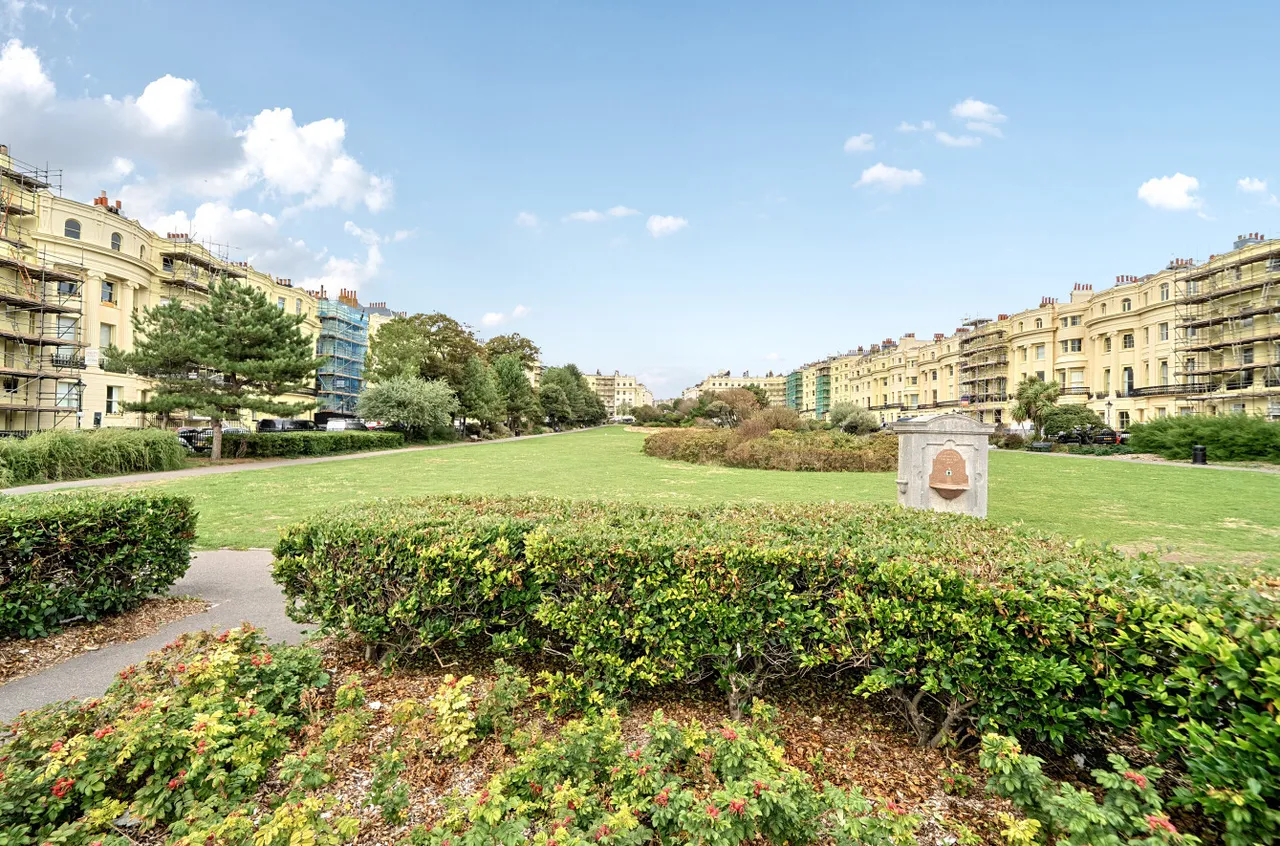 Brunswick Square, Hove, BN3, photo 7