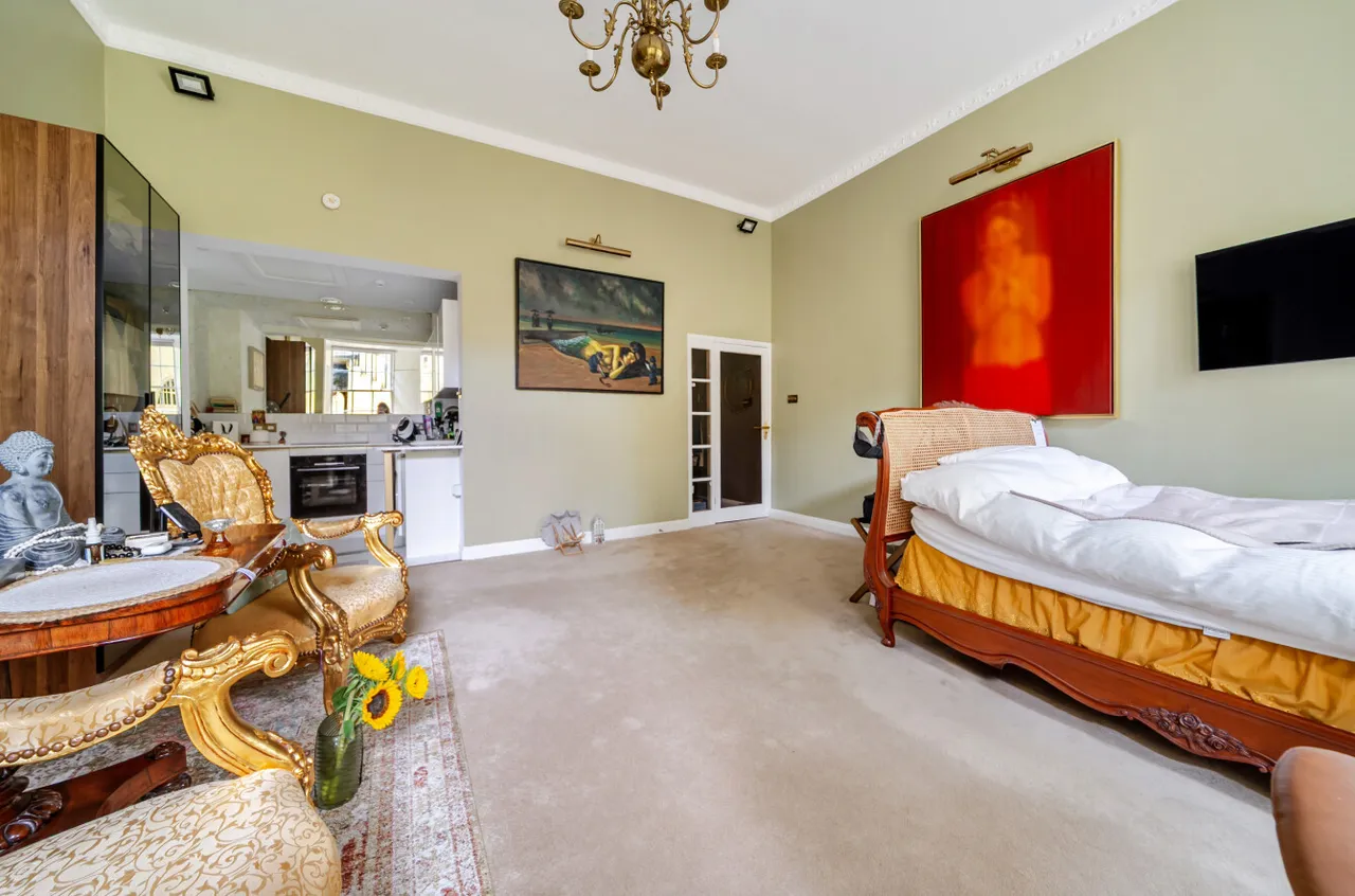 Brunswick Square, Hove, BN3, photo 2