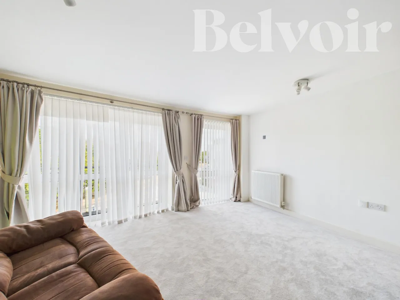 Edmund Court, Basingstoke, RG24, photo 2
