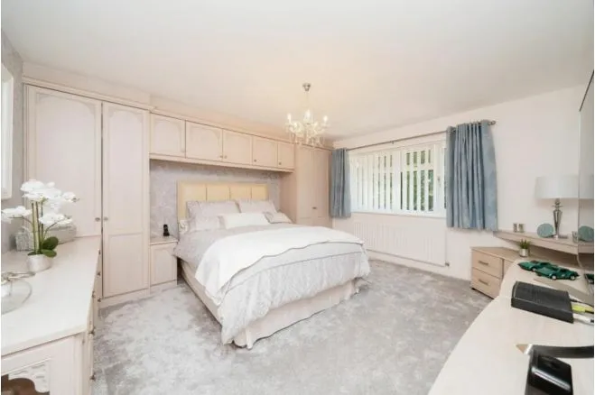 Weald Drive, Little Sutton, CH66, photo 11