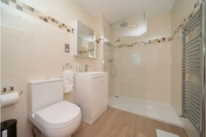 Weald Drive, Little Sutton, CH66, photo 17