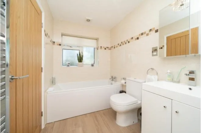 Weald Drive, Little Sutton, CH66, photo 19