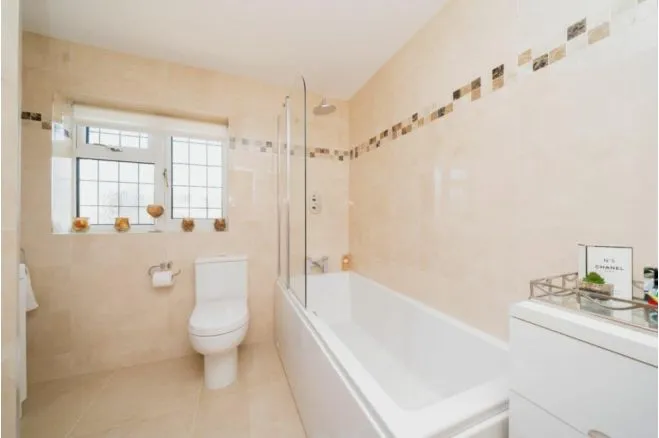 Weald Drive, Little Sutton, CH66, photo 13