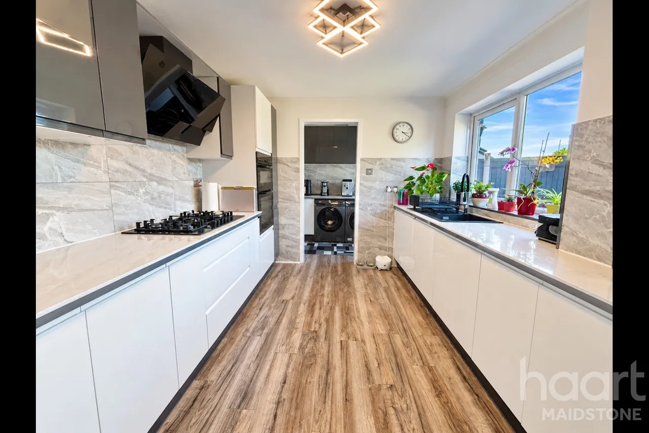Nottingham Avenue, Maidstone, ME15, photo 4