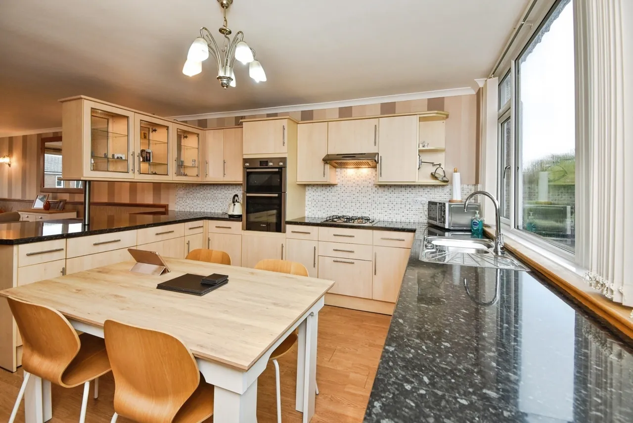 Hampsfell Drive, Morecambe, LA4, photo 5
