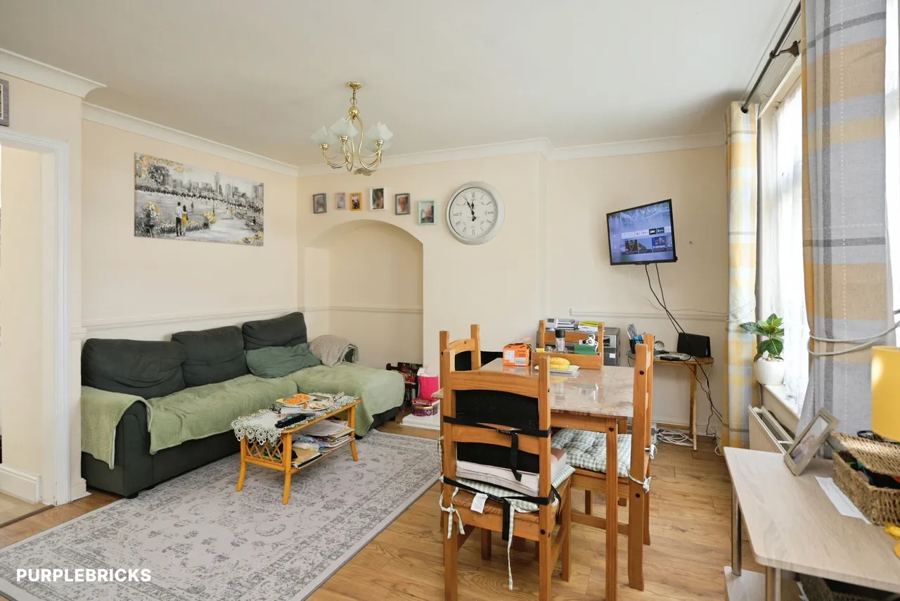 Hunters Hall Road, Dagenham, RM10, photo 4