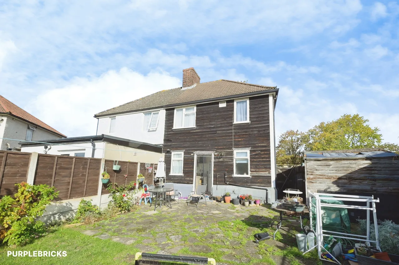 Hunters Hall Road, Dagenham, RM10, photo 16