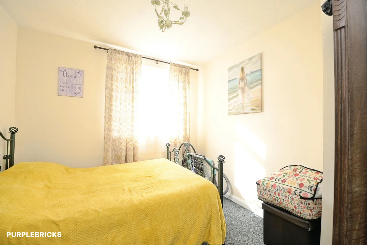 Hunters Hall Road, Dagenham, RM10, photo 9