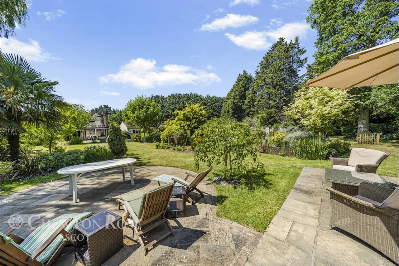 Woodside Road, Windsor, photo 9