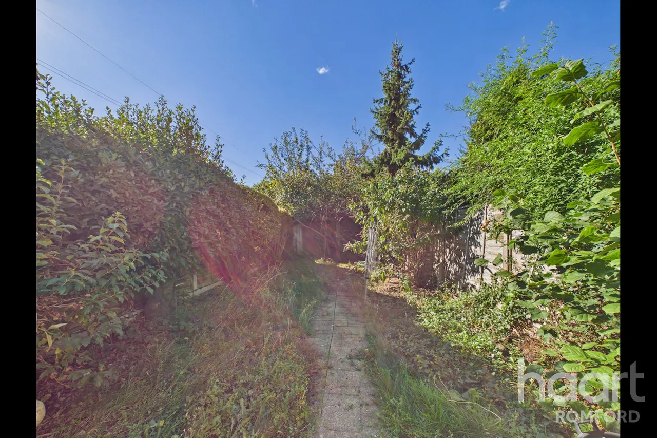 Cotleigh Road, Romford, RM7, photo 14