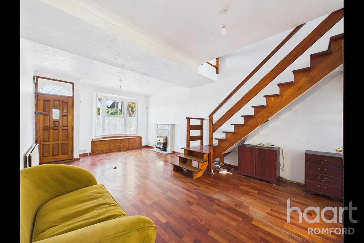 Cotleigh Road, Romford, RM7, photo 6