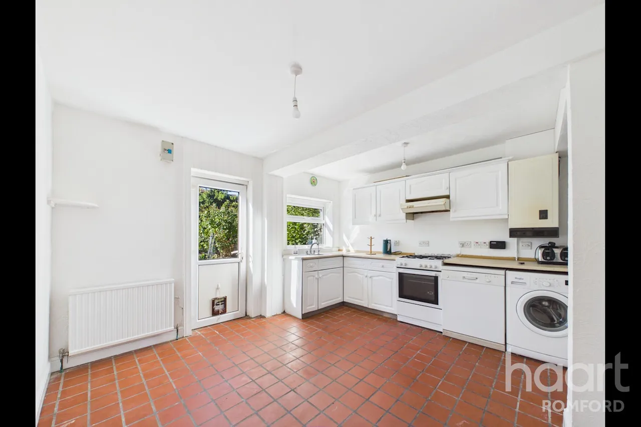 Cotleigh Road, Romford, RM7, photo 5