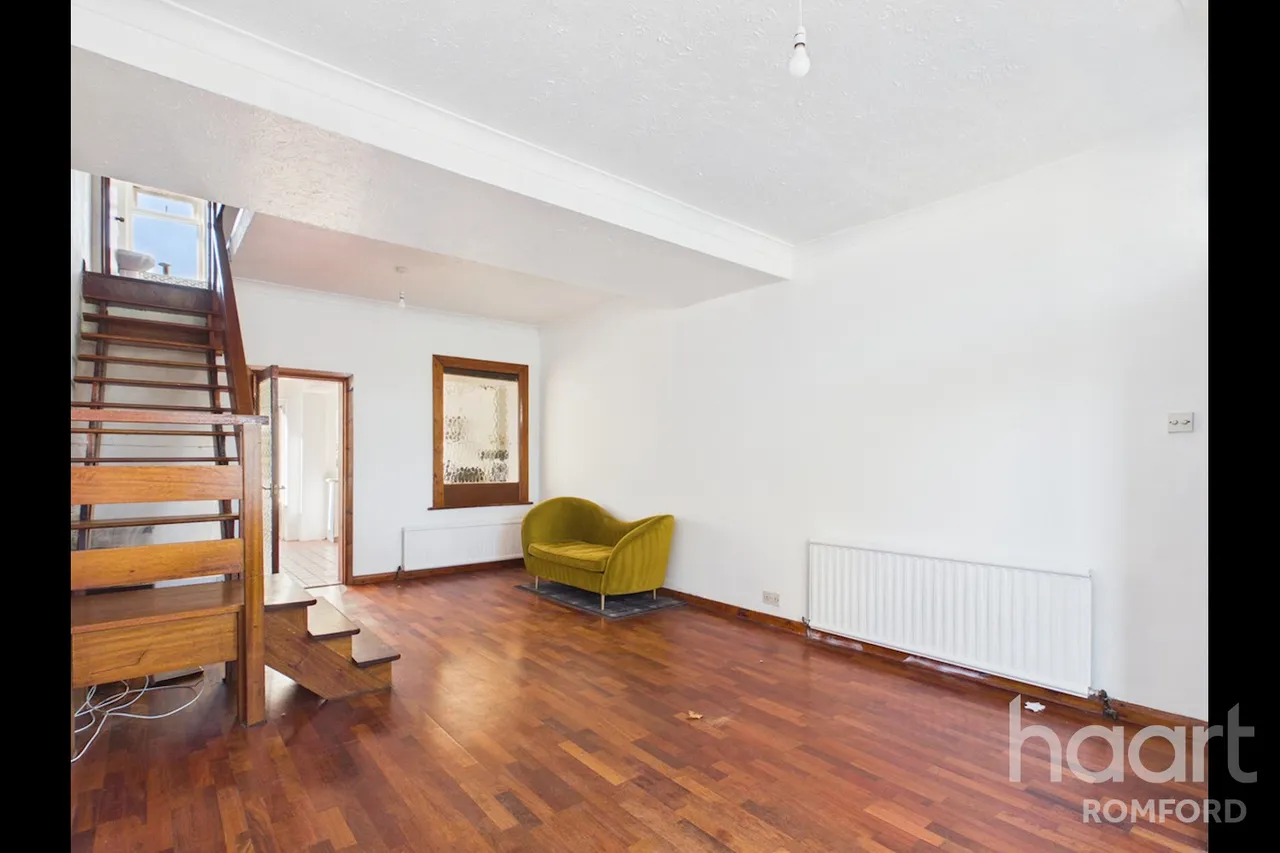 Cotleigh Road, Romford, RM7, photo 7