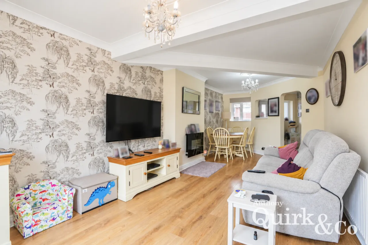 St. Christophers Close, Canvey Island, SS8, photo 6