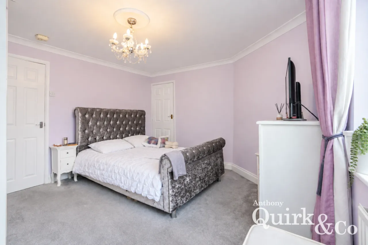 St. Christophers Close, Canvey Island, SS8, photo 13
