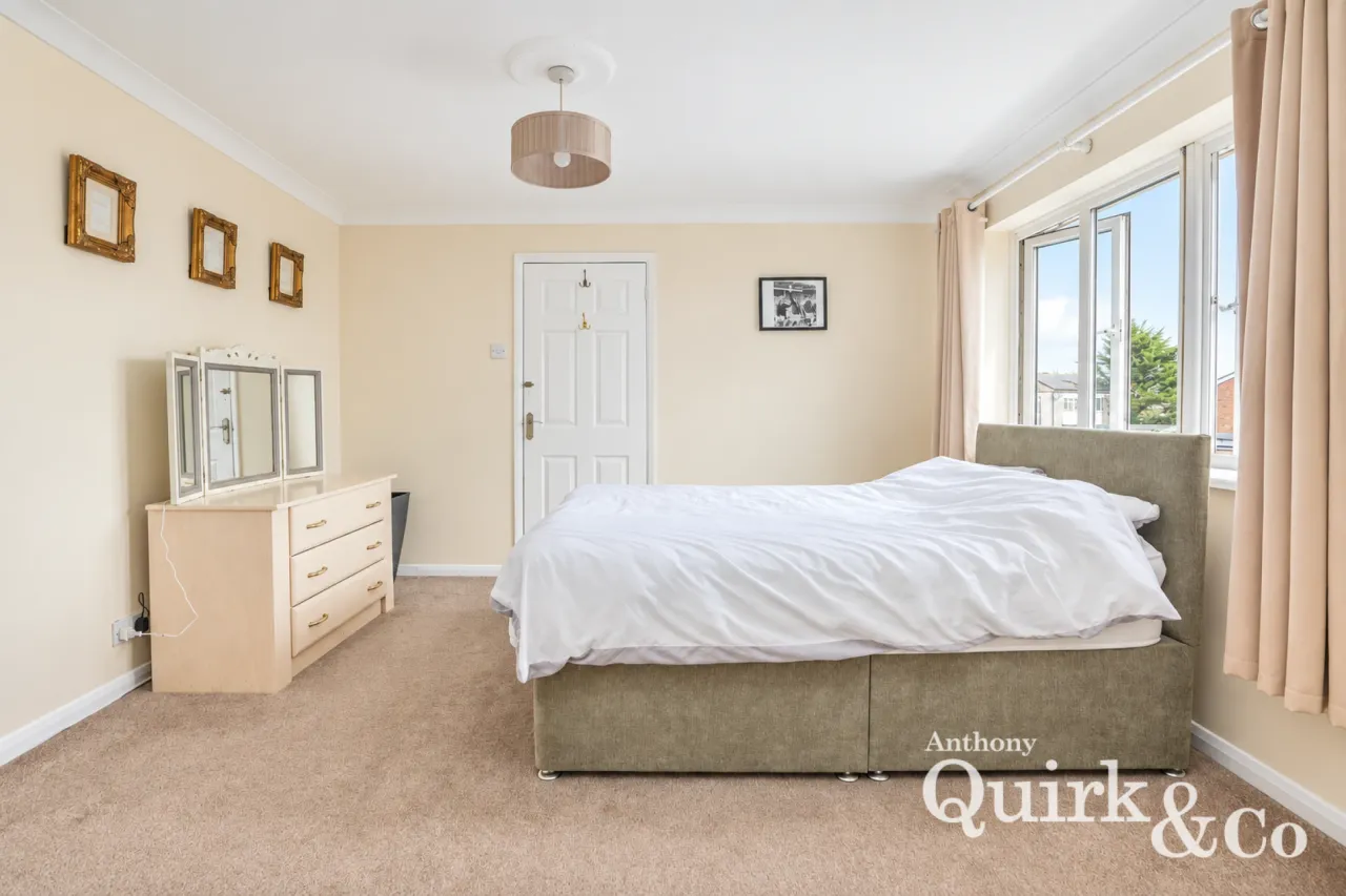 St. Christophers Close, Canvey Island, SS8, photo 11