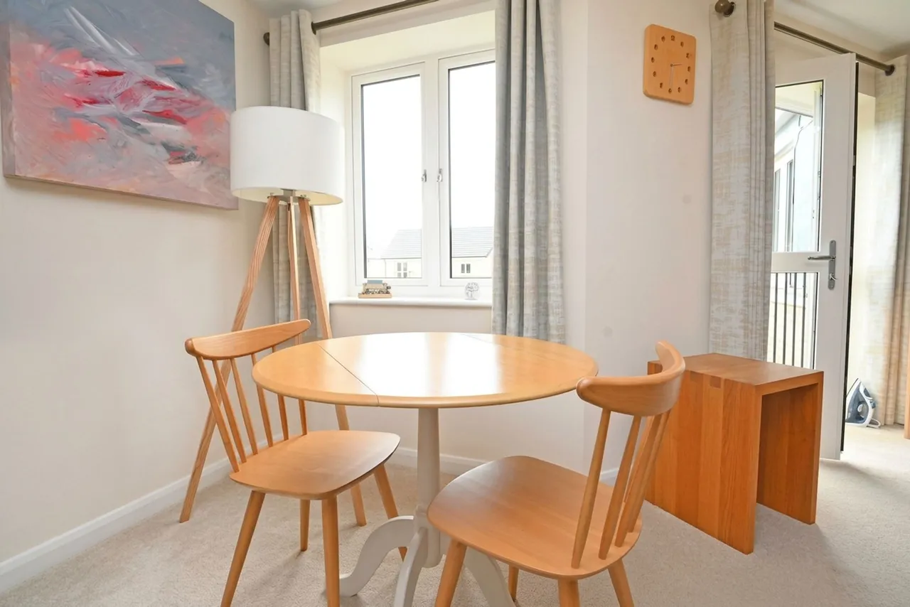 Wetherby Road, HG2, photo 14