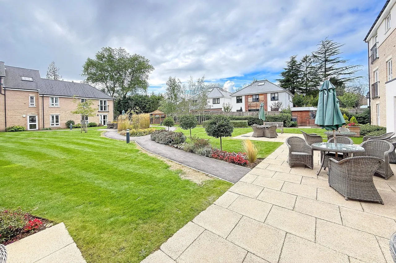 Wetherby Road, HG2, photo 18