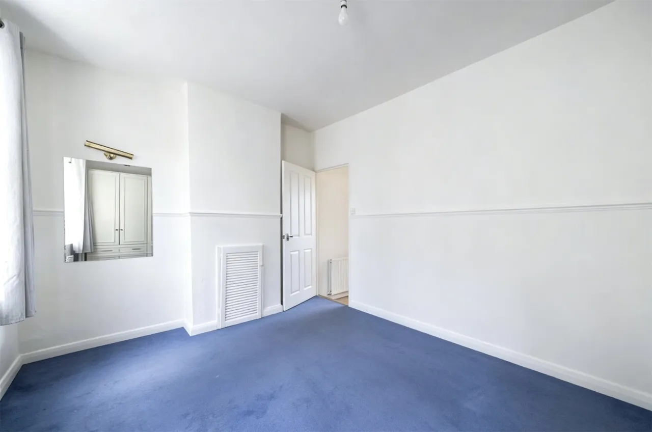 Miles Road, Mitcham, CR4 3DA, photo 6