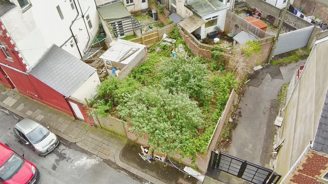 Plymouth Road, Barry, CF62, photo 7