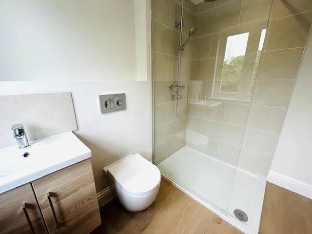 High Street, Burwash, TN19, photo 10