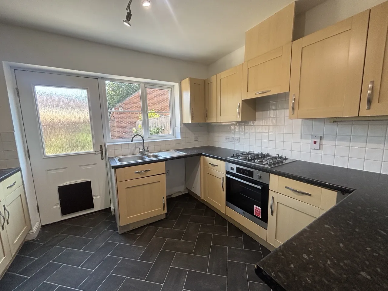 Peregrine Court, Calne, SN11, photo 4