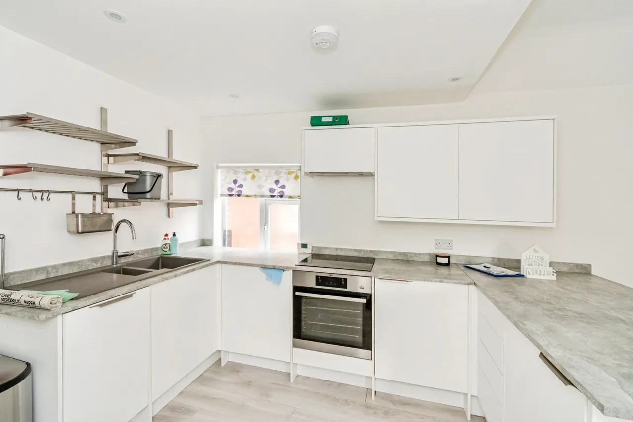 Empress Road, Lyndhurst, SO43, photo 3