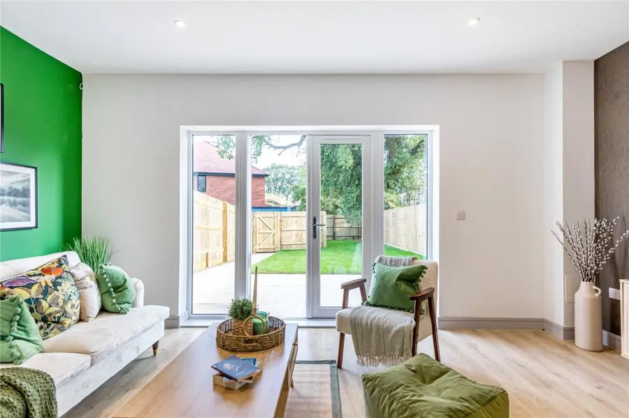 Alexander Gardens, Binfield, RG42, photo 4