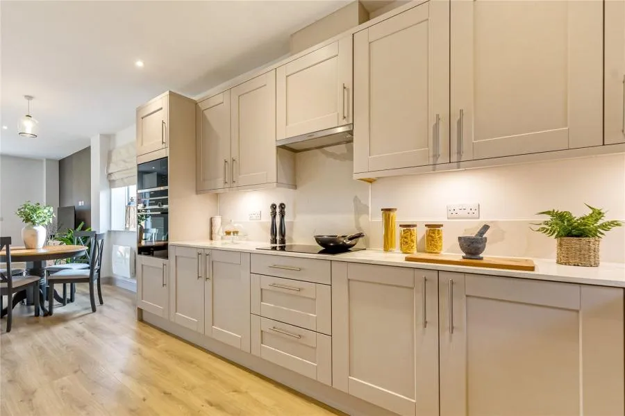 Alexander Gardens, Binfield, RG42, photo 2