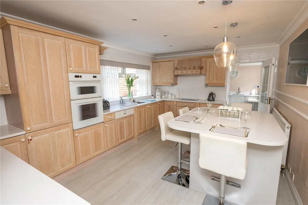 Moor Green Lane, Moseley, Birmingham, B13 8NE, photo 3