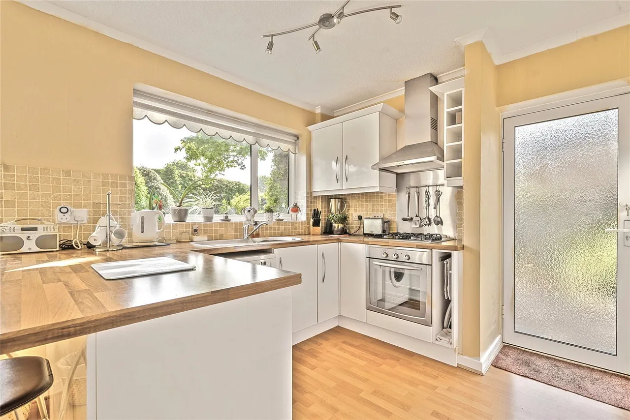 Bluebell Close, Orpington, BR6, photo 6