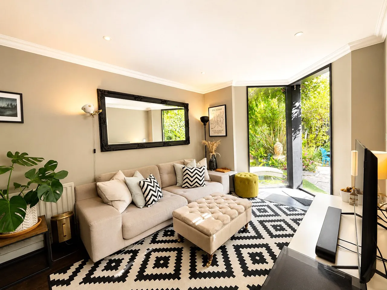 2 bed 2 bedroom property for sale, Leathwell Road, London, SE8
