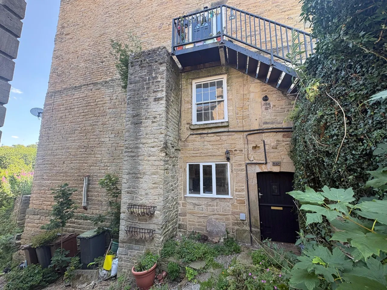 2 bed flat for sale, High Street, New Mills, SK22