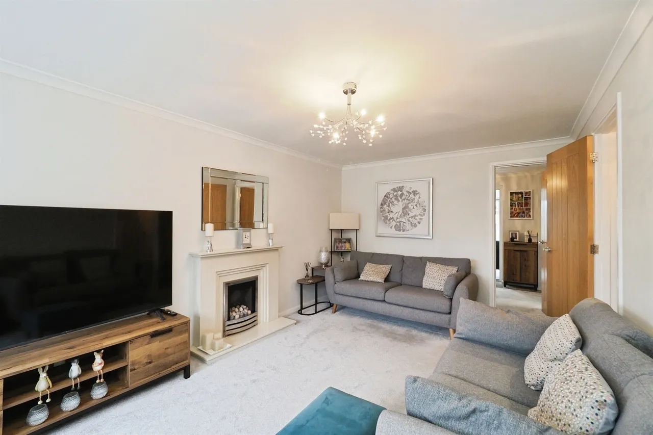Hillary Close, Belper, DE56, photo 3