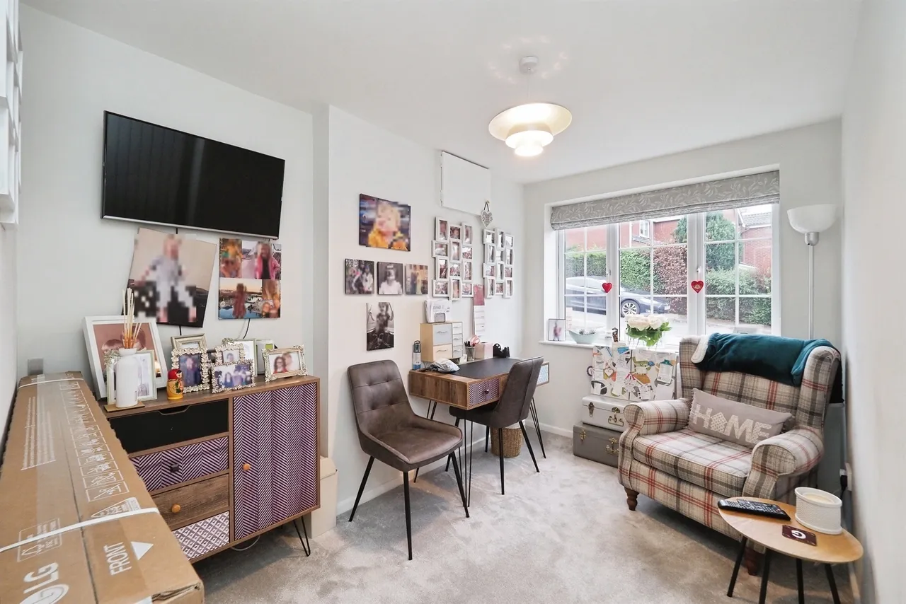 Hillary Close, Belper, DE56, photo 2