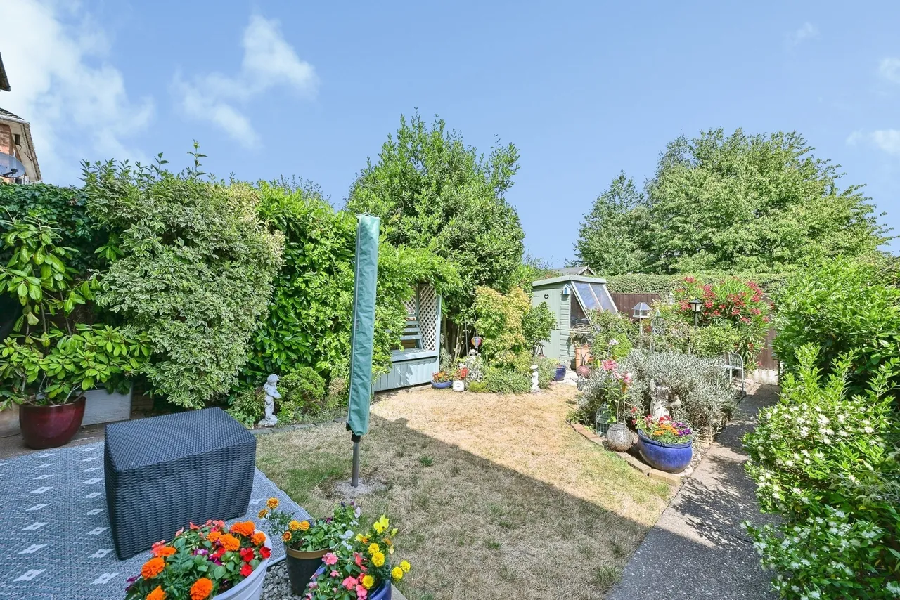 Pastures Avenue, Clifton, Nottingham, NG11, photo 4