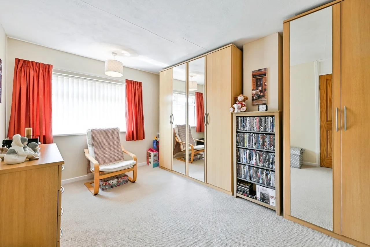 Pastures Avenue, Clifton, Nottingham, NG11, photo 11