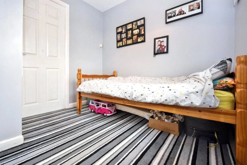 Potovens Lane, Lofthouse, WF3, photo 13
