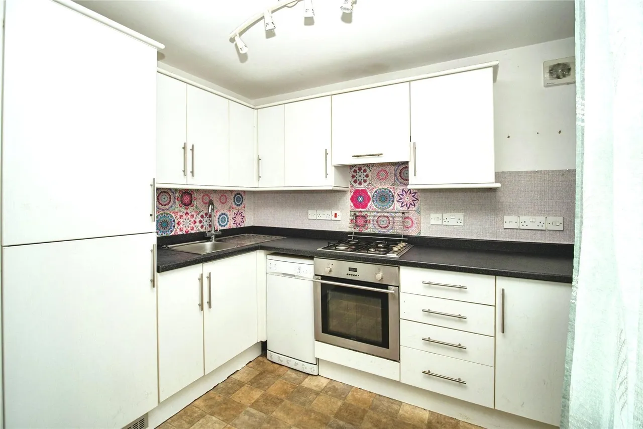 King Street, Weymouth, DT4, photo 3