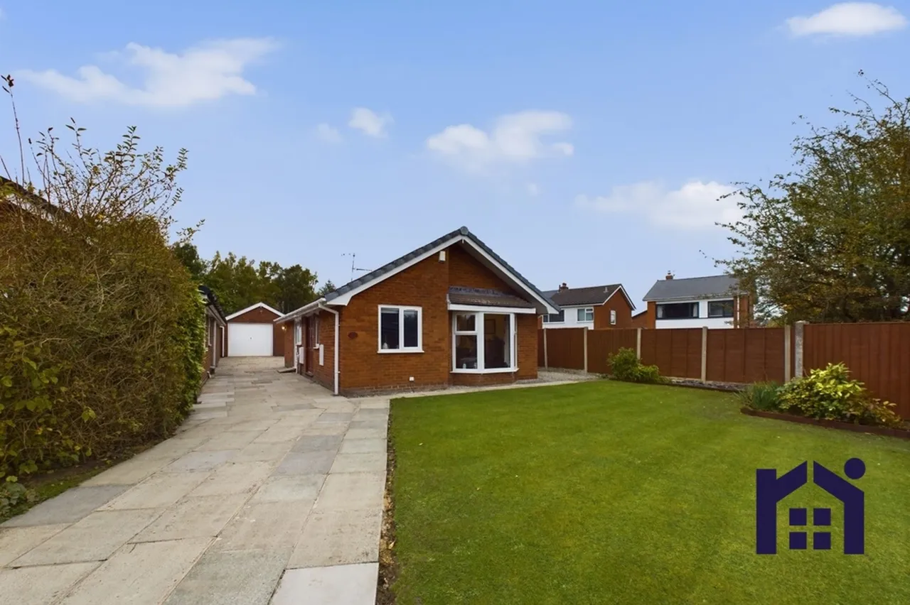 3 bed house for sale — Lonsdale Drive, Croston, Leyland, PR26 9SB