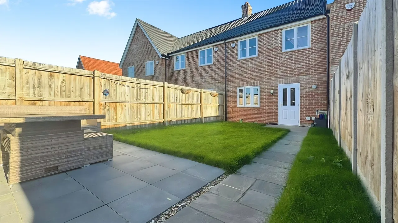 Shetland Way, Lower Somersham, Ipswich, photo 11