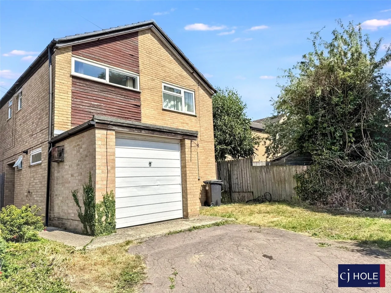 4 bed house for sale, Mandara Grove, Abbeydale, GL4