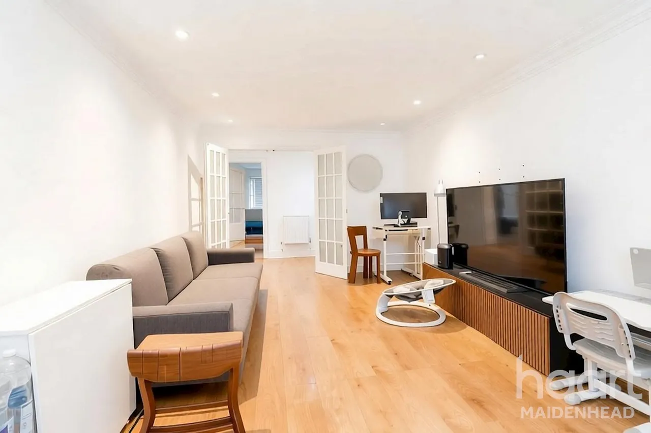 Troutbeck Close, Slough, SL2, photo 3