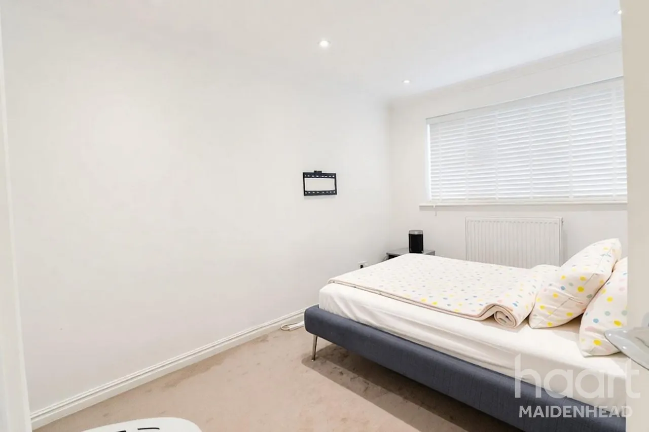 Troutbeck Close, Slough, SL2, photo 6