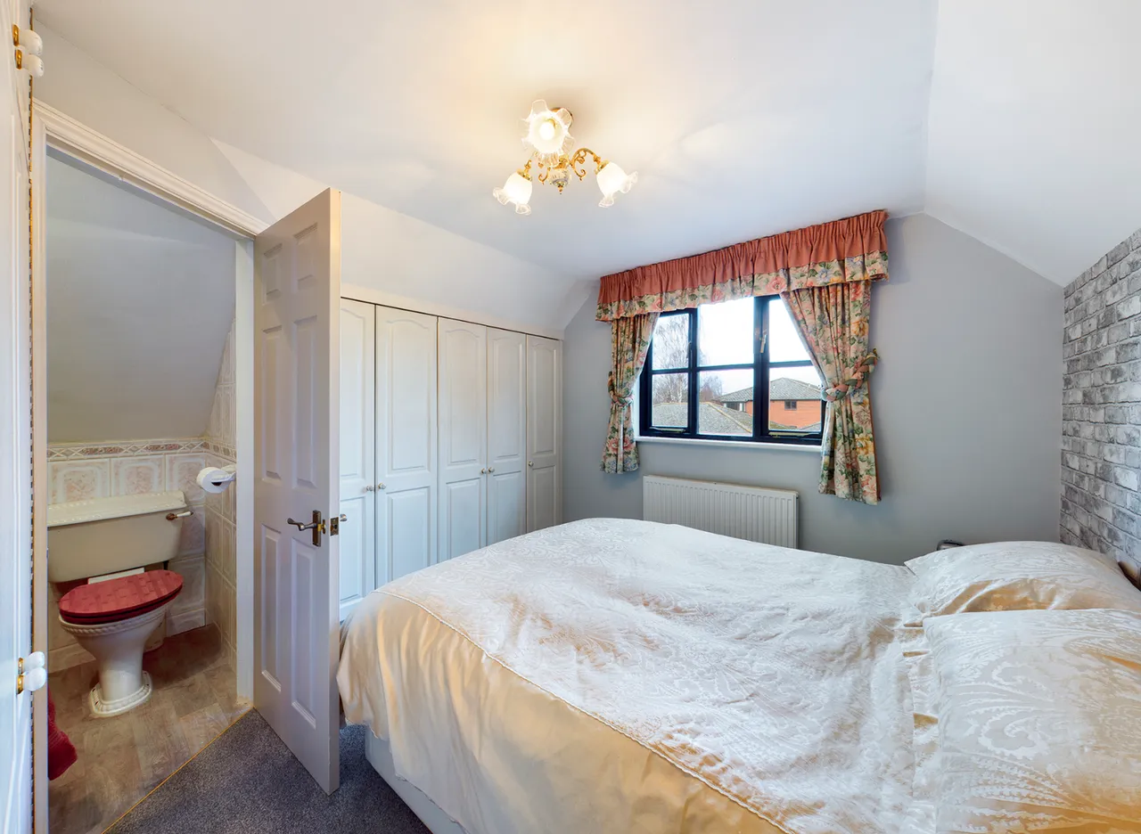 Halstead Road, Earls Colne, Colchester, CO6 2LR, photo 9