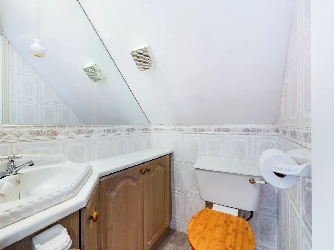 Halstead Road, Earls Colne, Colchester, CO6 2LR, photo 10