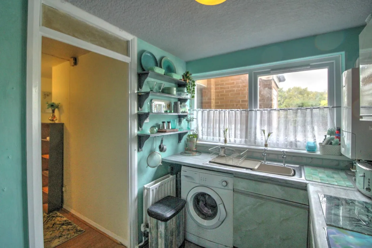 Leopold Way, Blackburn, BB2, photo 8