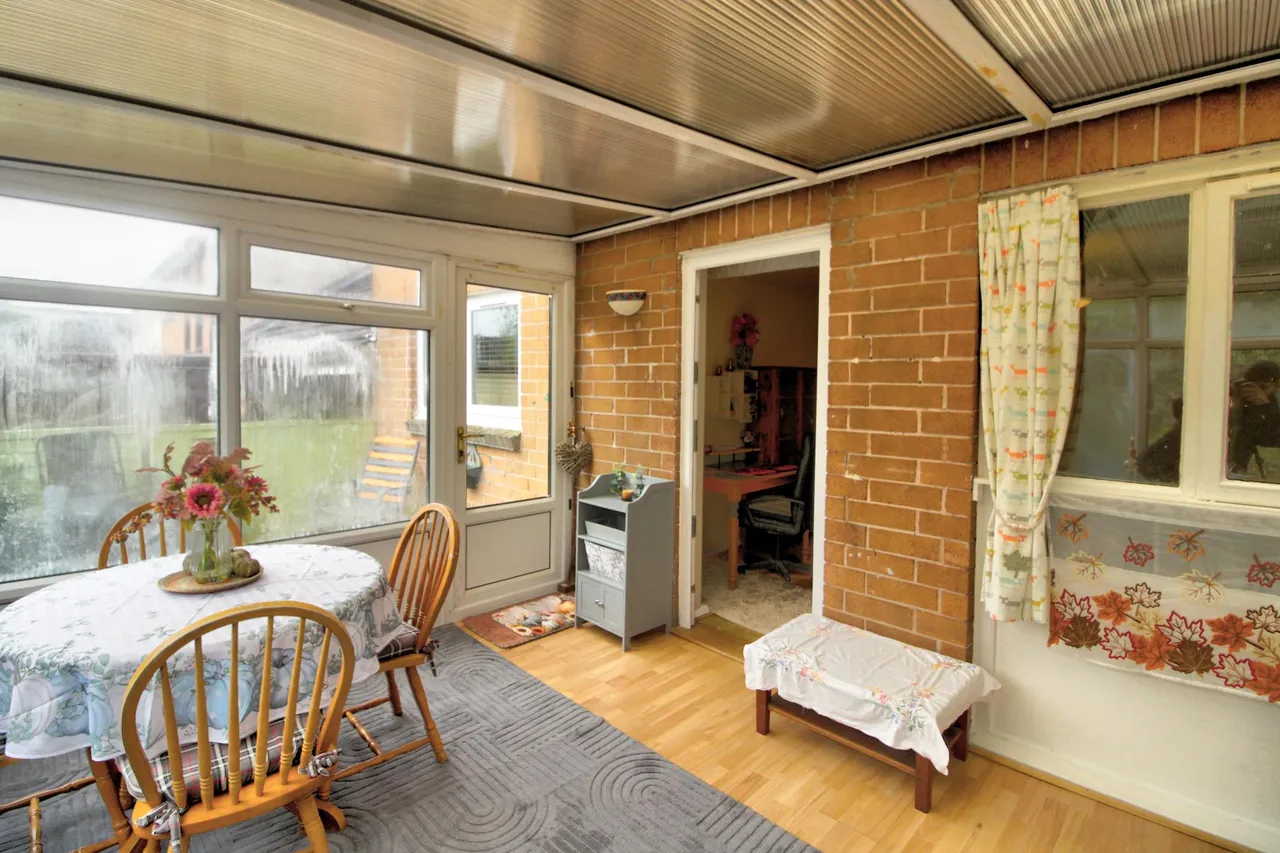 Leopold Way, Blackburn, BB2, photo 5