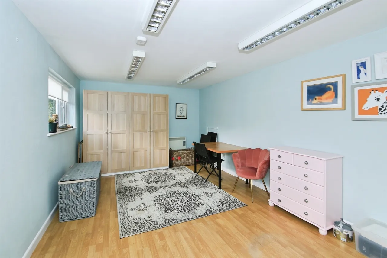 Dovecote Lane, Yaxley, PE7, photo 26